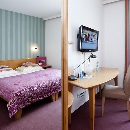 Hotel Geyer Klagenfurt am Woerthersee Exterior foto