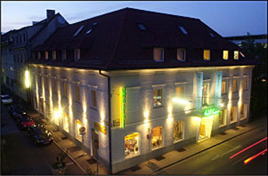 Hotel Geyer Klagenfurt am Woerthersee Exterior foto